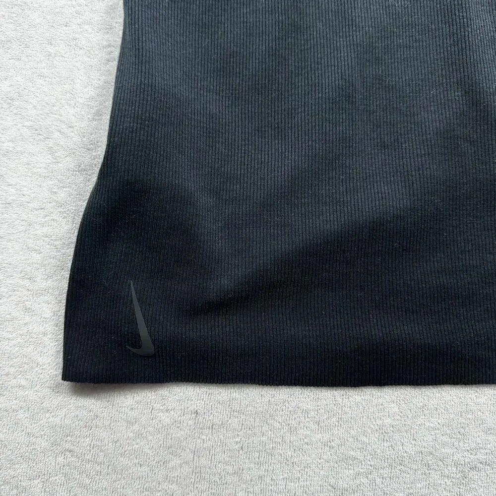 Nike Dri-FIT Tank Top Women’s XL Black Ribbed Button Front Athletic Workout Top